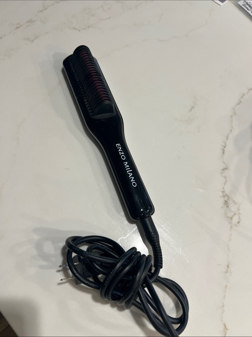 Enzo Milan Straightening Brush - Black